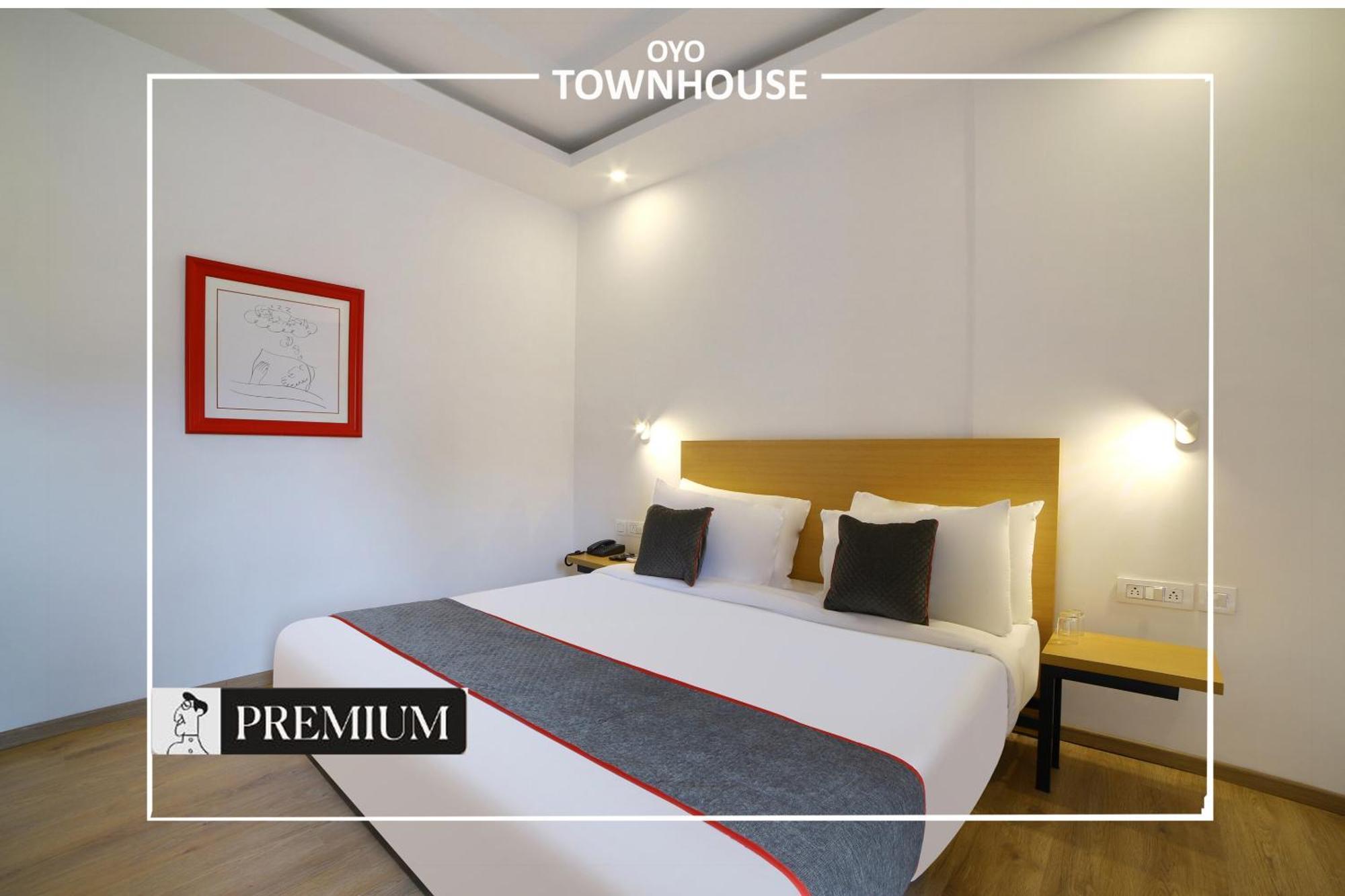 Oyo Townhouse 120 Shushant Lok Gurgáon Kültér fotó