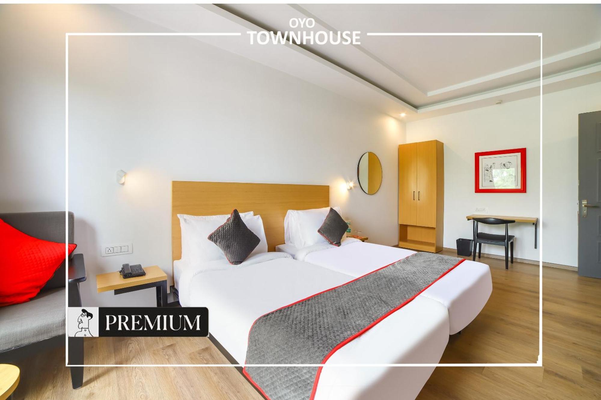 Oyo Townhouse 120 Shushant Lok Gurgáon Kültér fotó