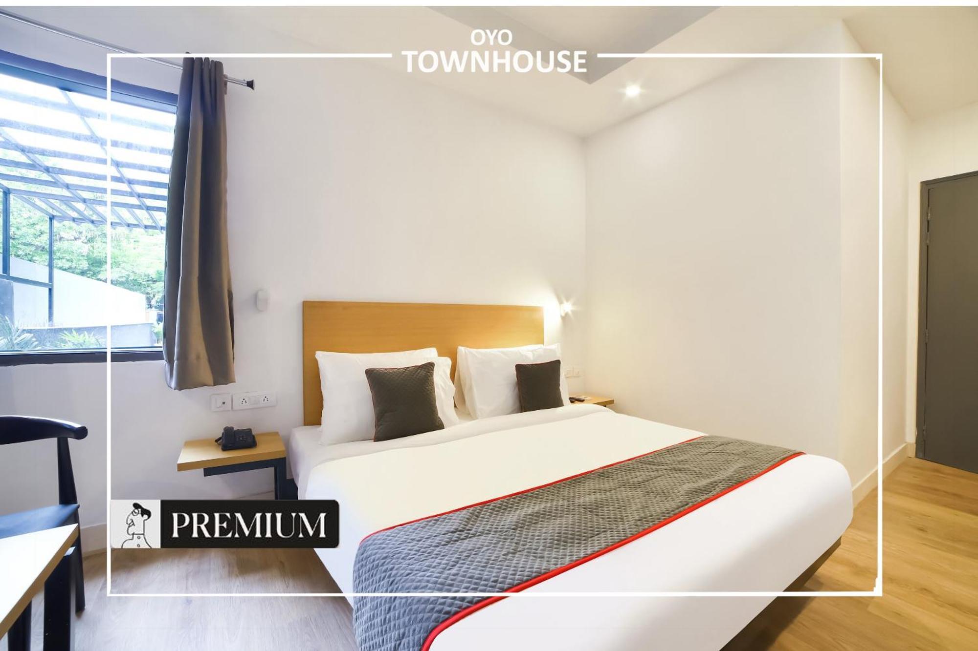 Oyo Townhouse 120 Shushant Lok Gurgáon Kültér fotó